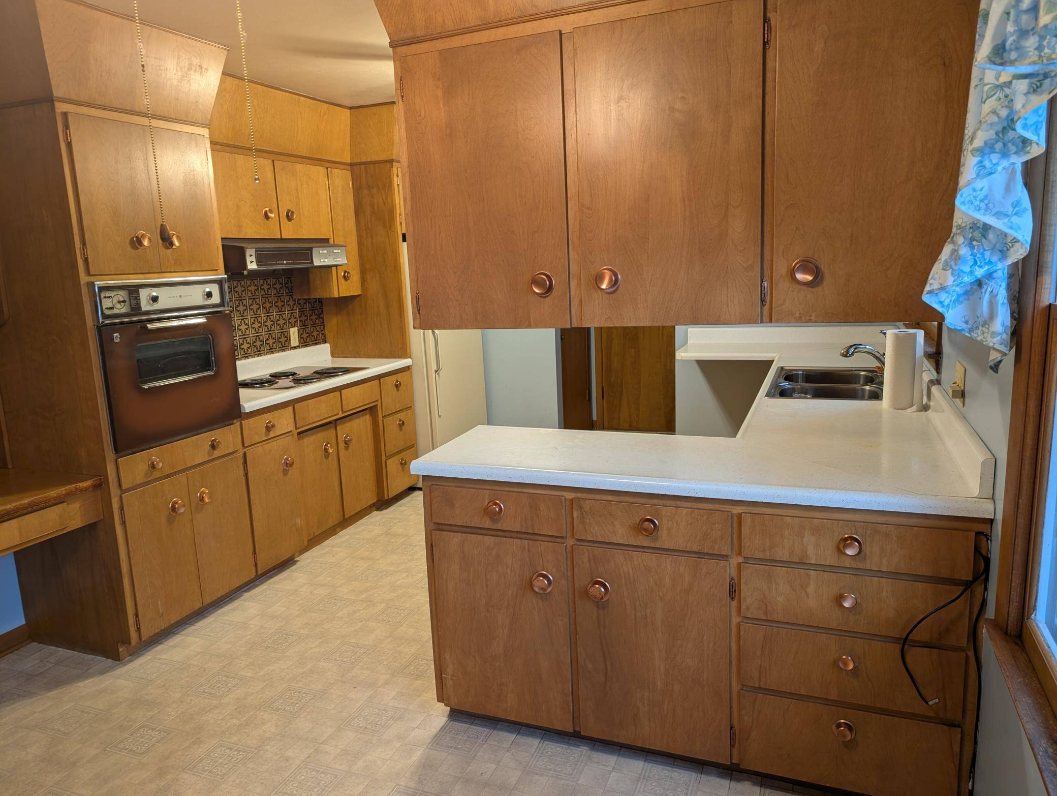 International Falls, MN 56649,1312 Beyer DR