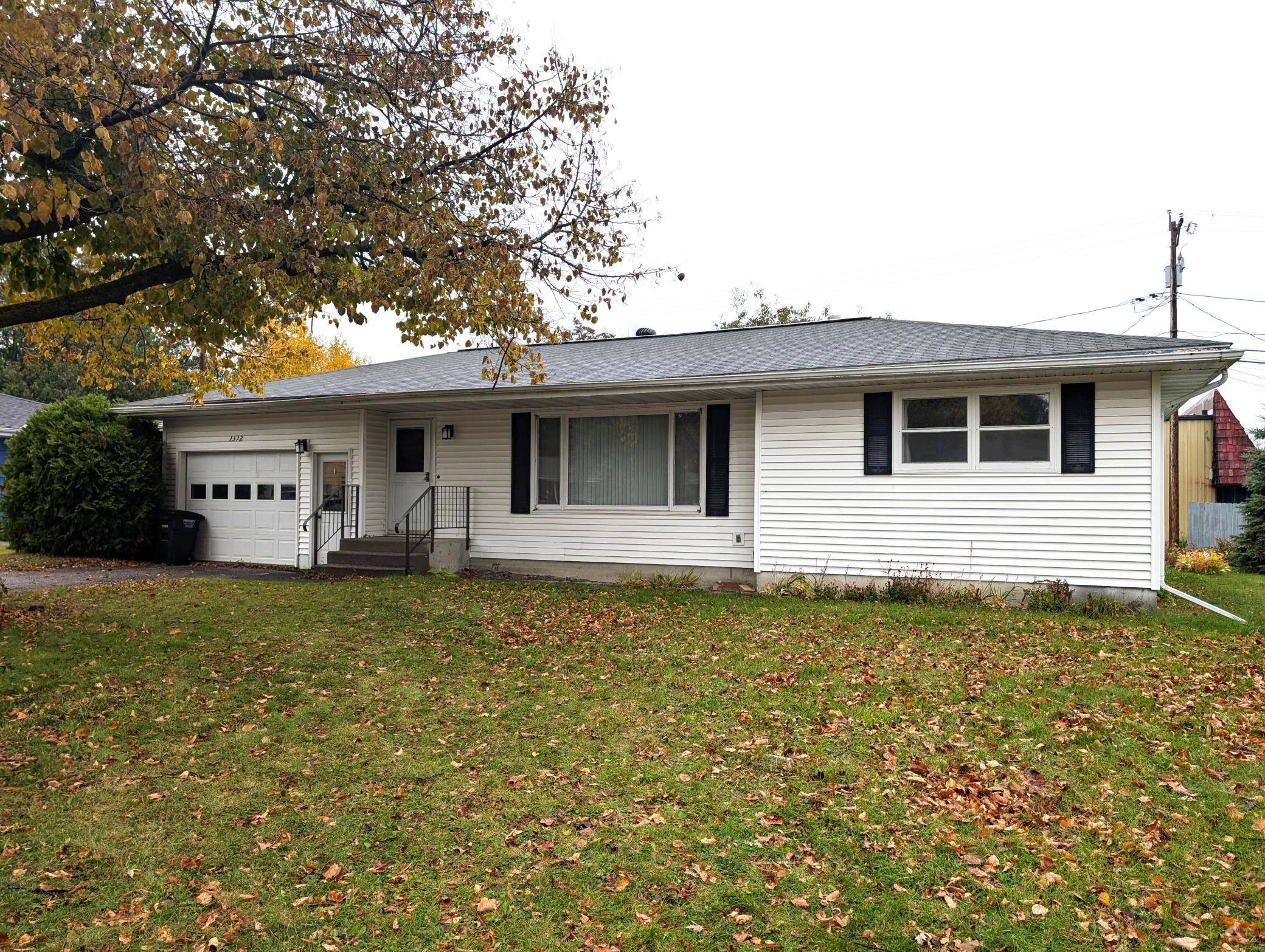 International Falls, MN 56649,1312 Beyer DR