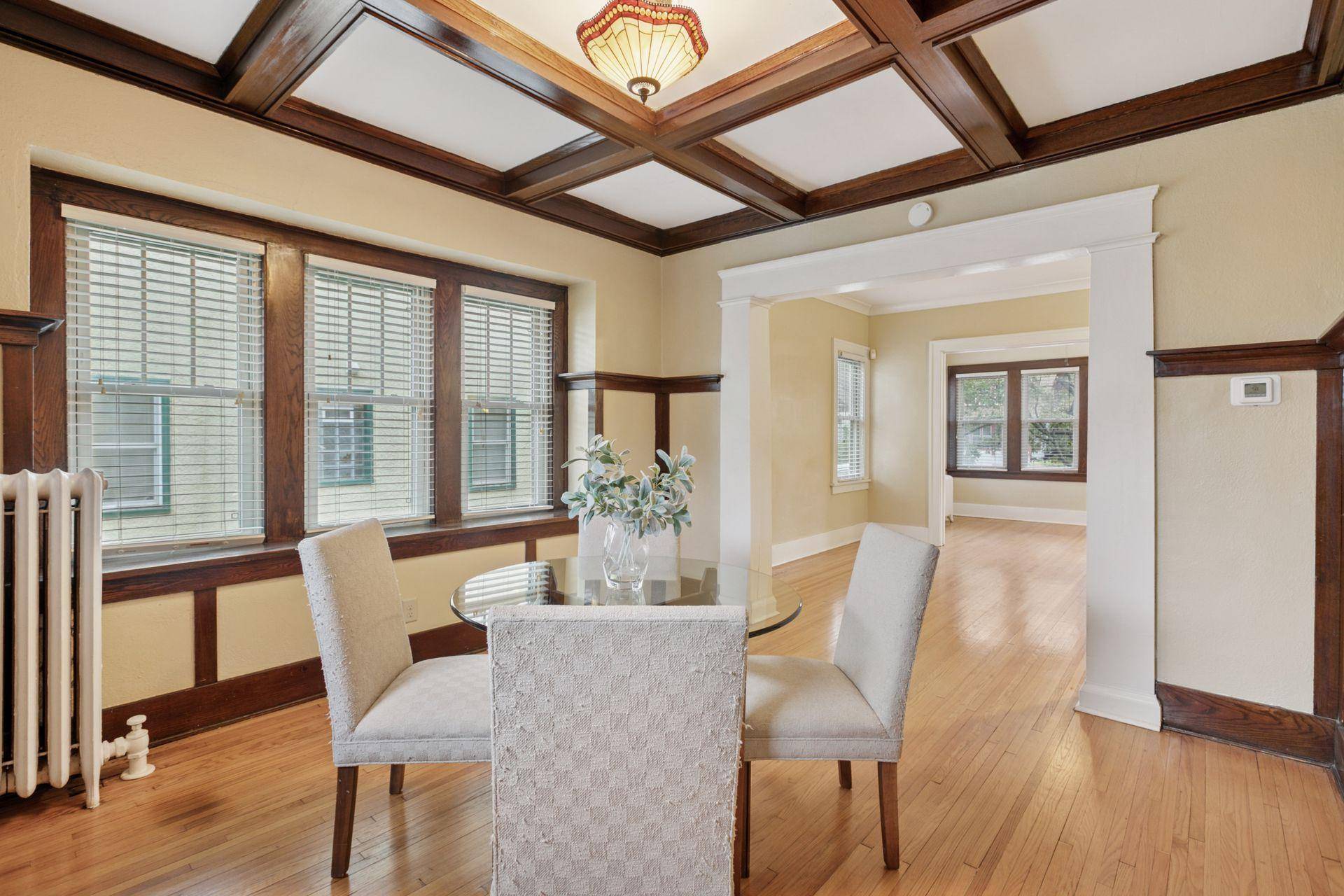 Minneapolis, MN 55411,2630 Humboldt AVE N