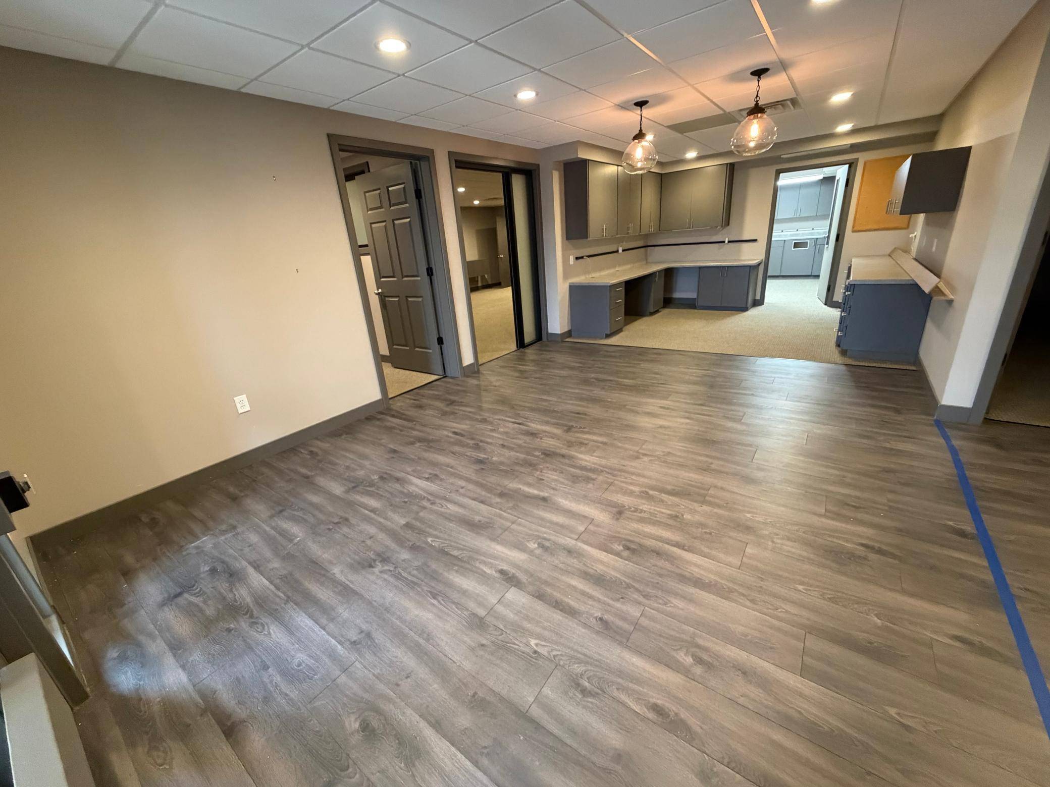 Albert Lea, MN 56007,1206 Front ST W #4