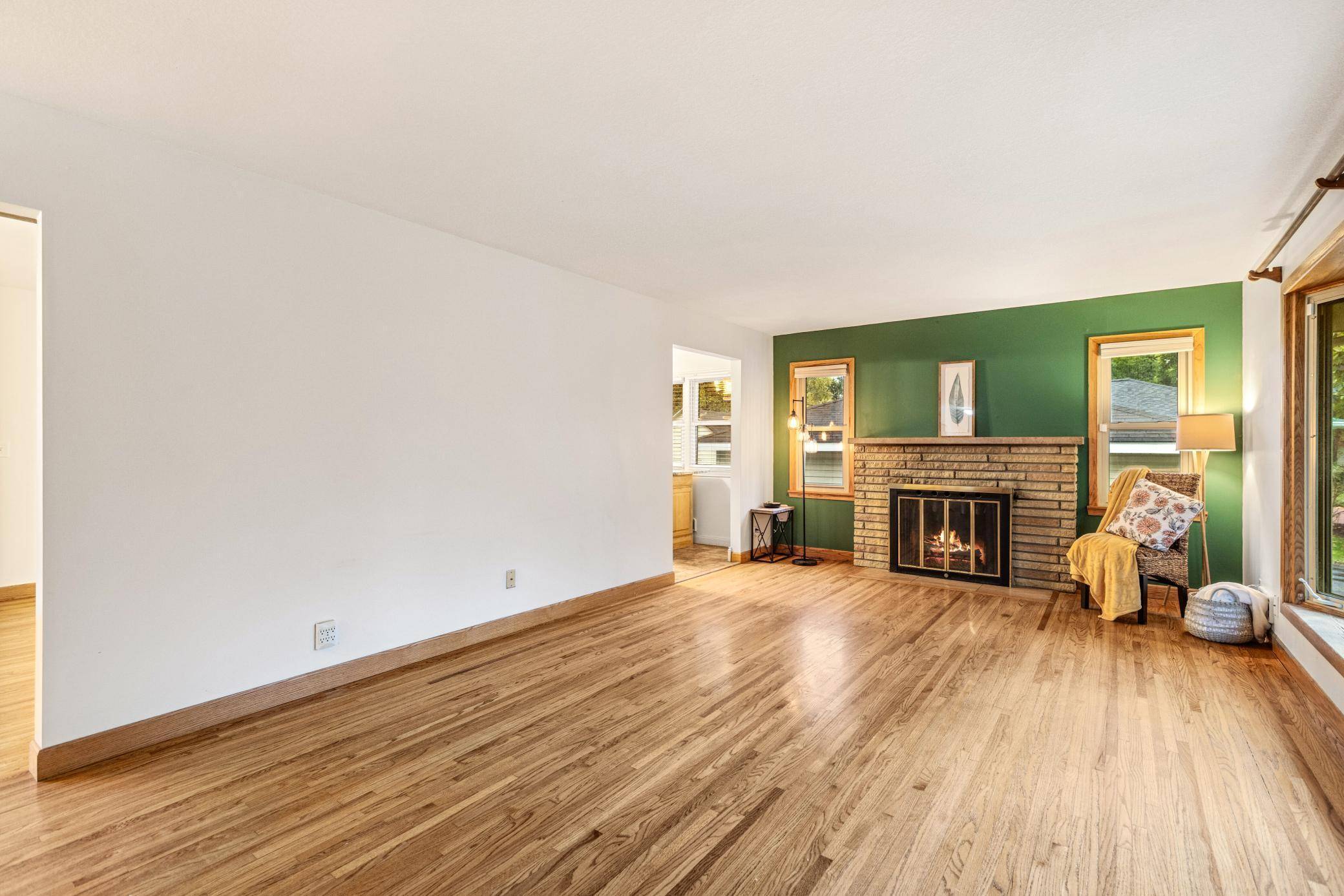 Bloomington, MN 55431,10627 Thomas AVE S