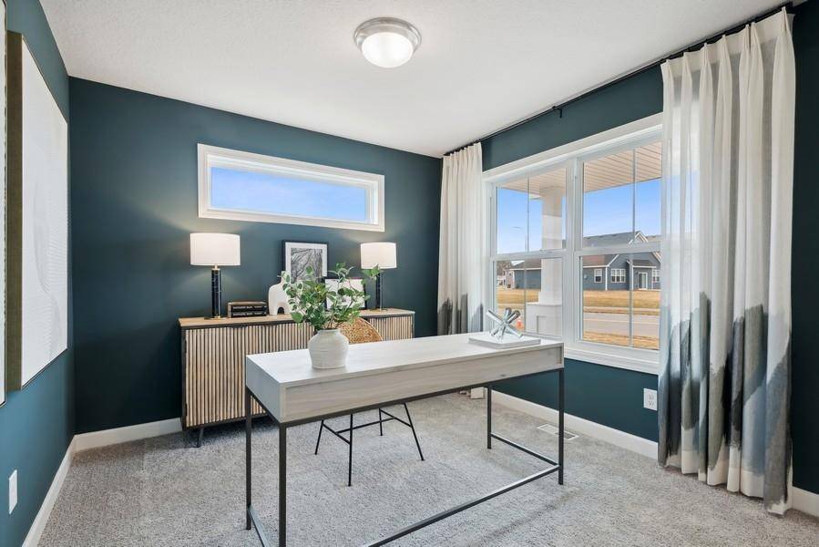 Oakdale, MN 55128,7632 40th ST N