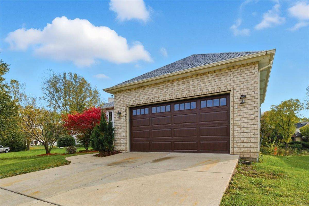 Plymouth, MN 55447,17245 33rd AVE N