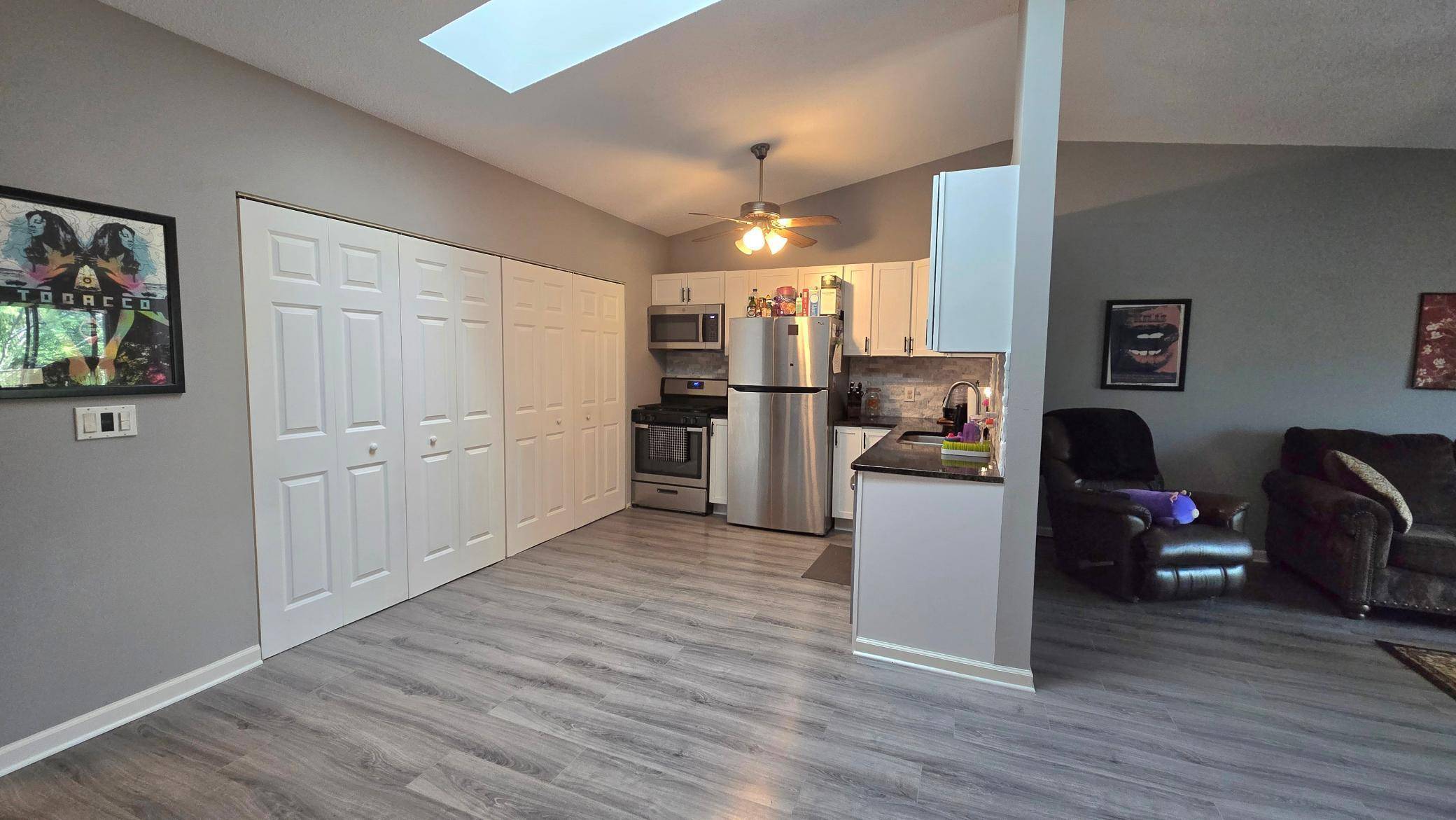 Saint Paul, MN 55119,2063 N Park DR #6