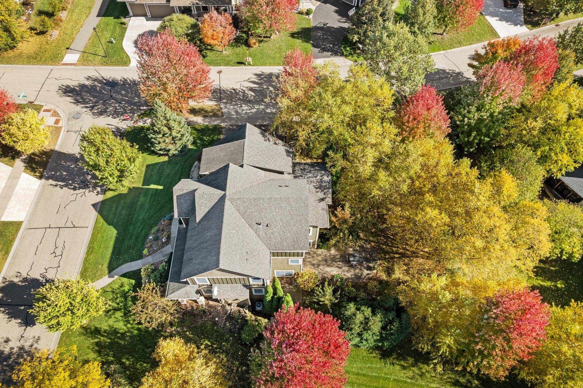 Woodbury, MN 55129,1658 Headwaters LN