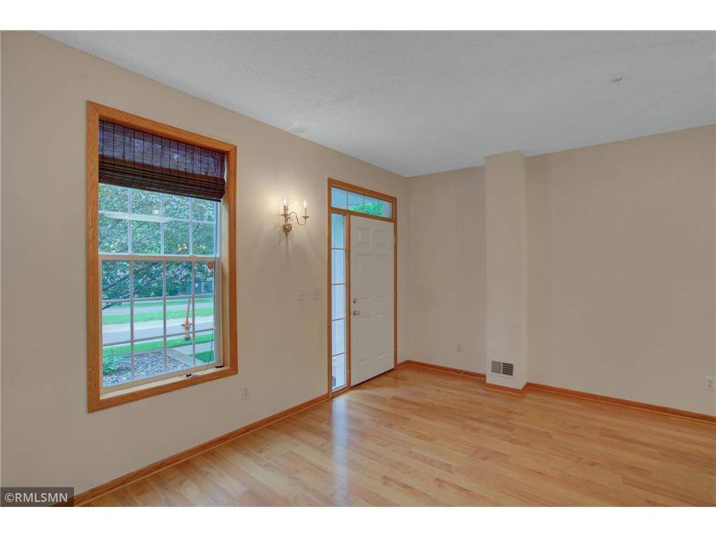 Maplewood, MN 55109,3029 Hemingway TRL N #2