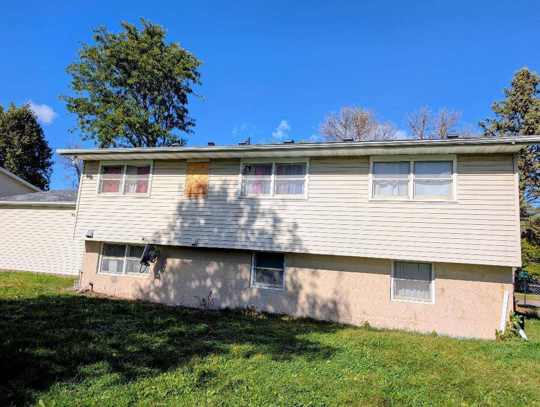 Brooklyn Park, MN 55443,4201 82nd AVE N