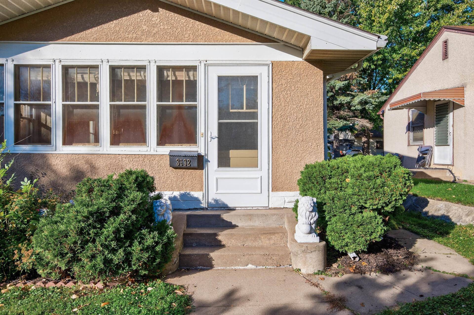 Minneapolis, MN 55418,3632 Architect AVE NE