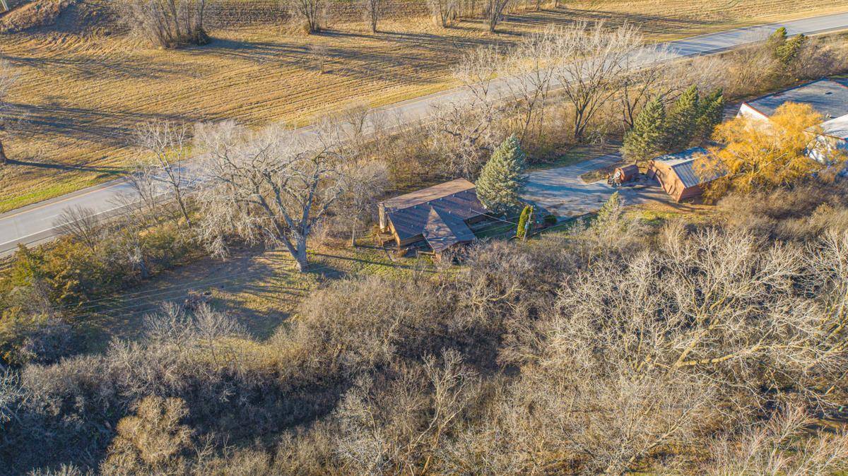 Faribault, MN 55021,1101 Faribault RD