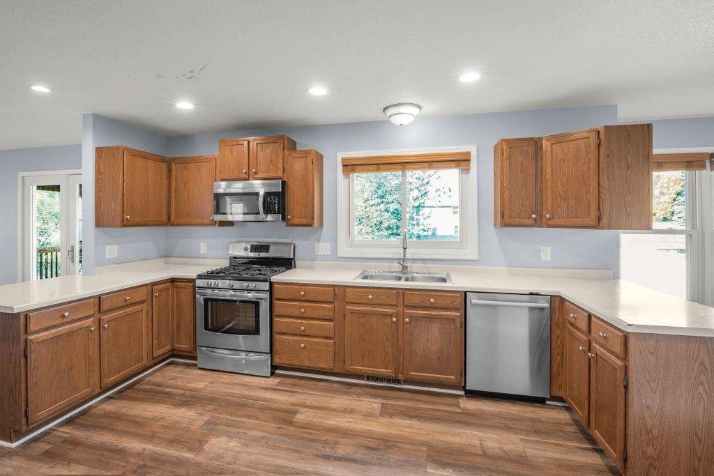 Eden Prairie, MN 55347,8564 Norwood CIR