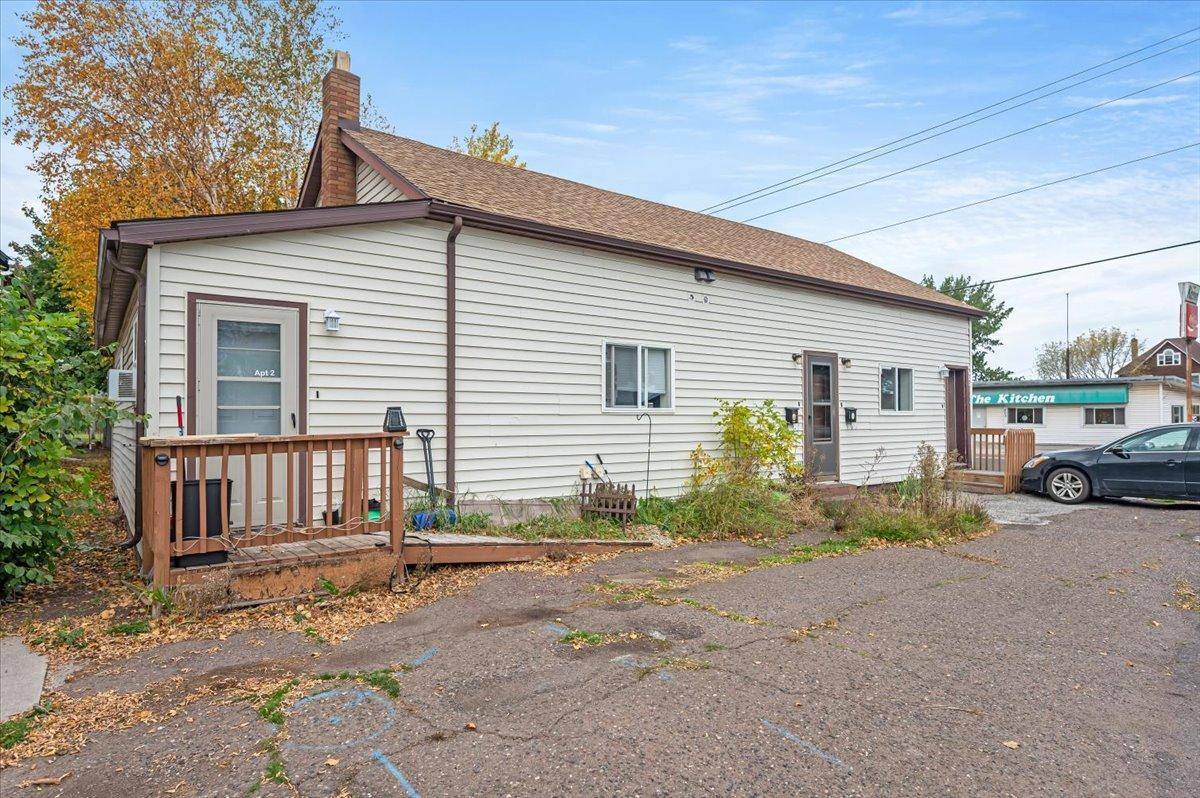Superior, WI 54880,802 N 5th ST