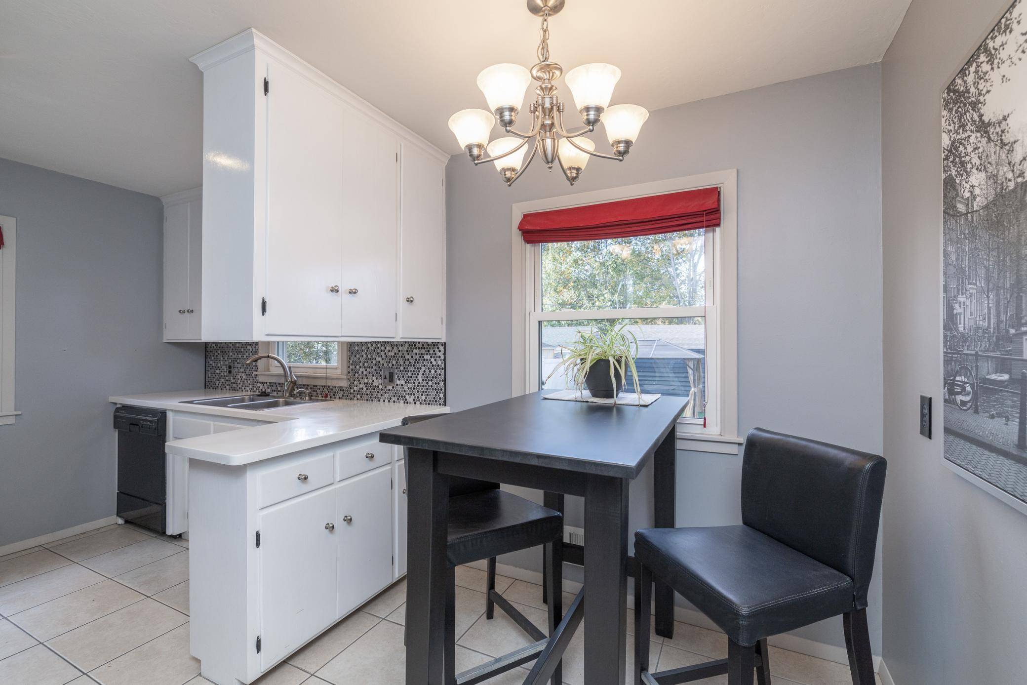 Minneapolis, MN 55430,5131 Sheridan AVE N