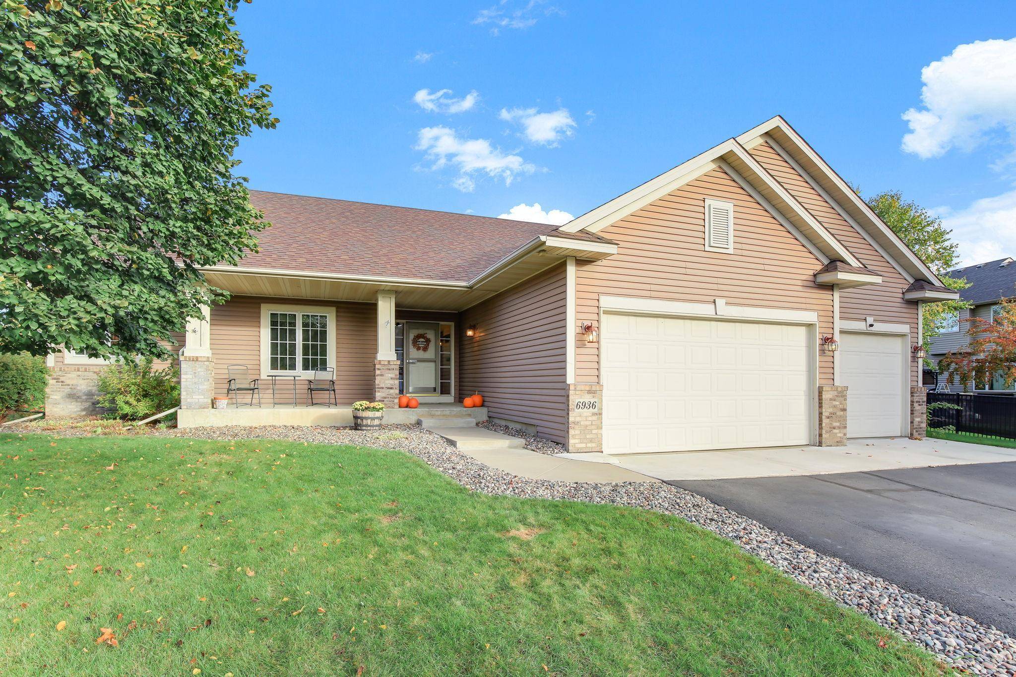 Cottage Grove, MN 55016,6936 98th ST S