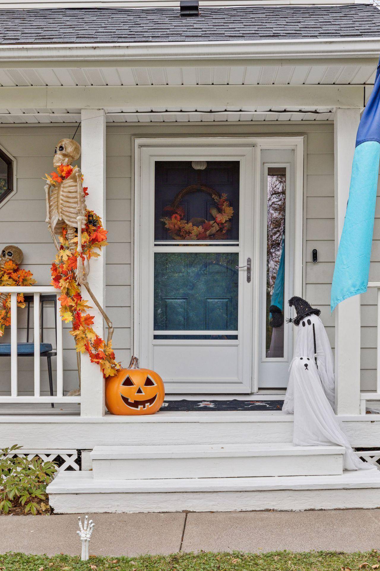 Plymouth, MN 55446,15220 47th AVE N