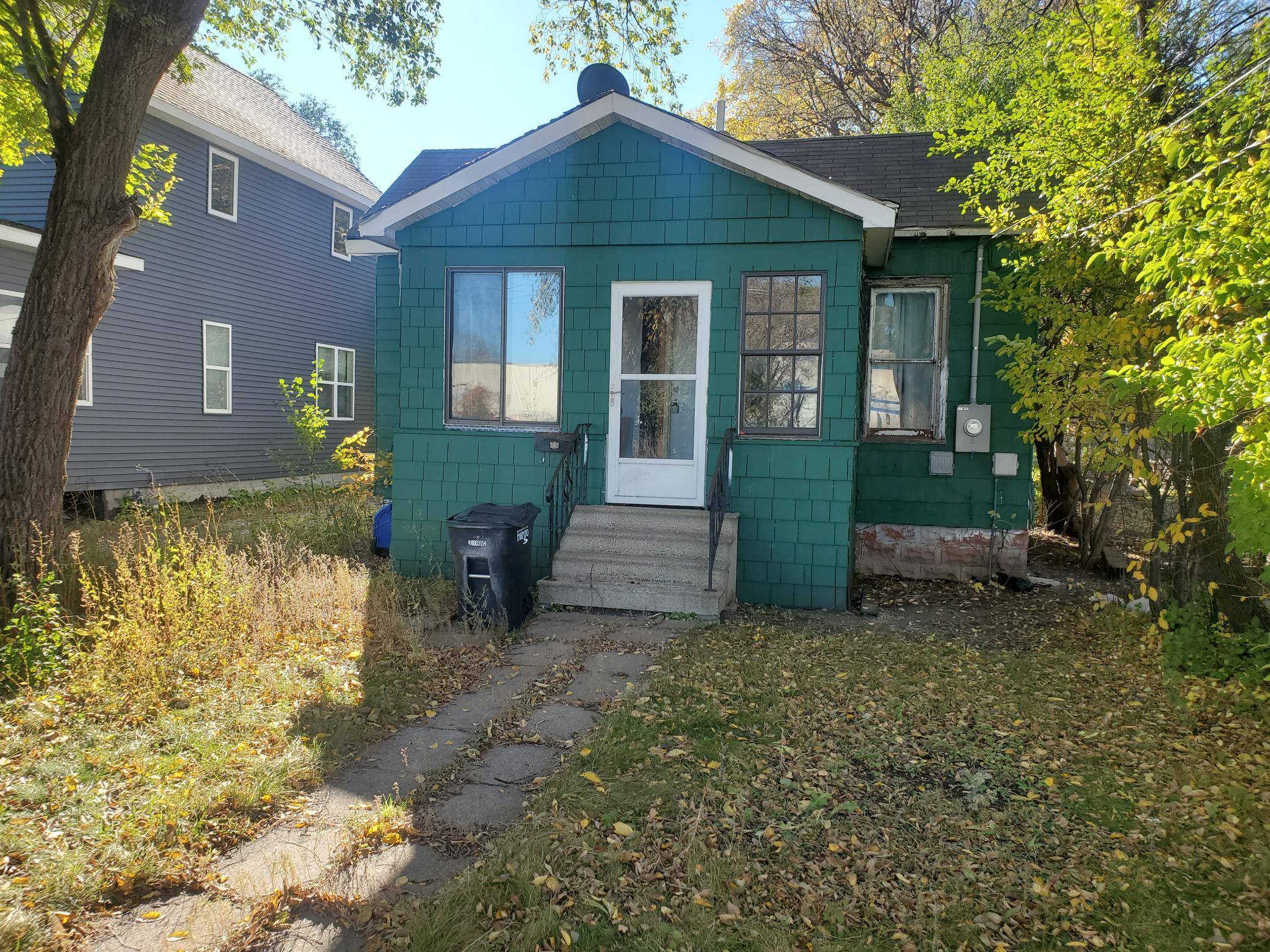 Fargo, ND 58103,1418 1st AVE S