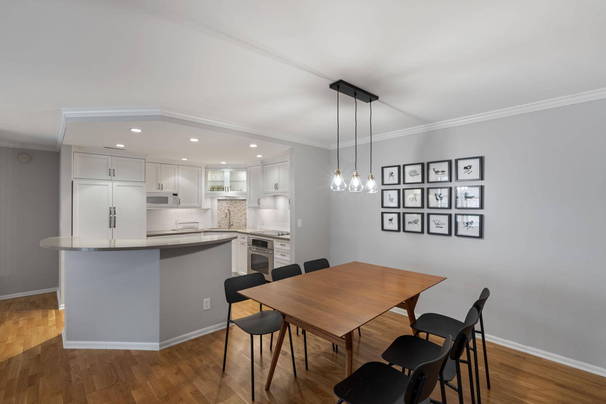 Minneapolis, MN 55408,2885 Knox AVE S #505