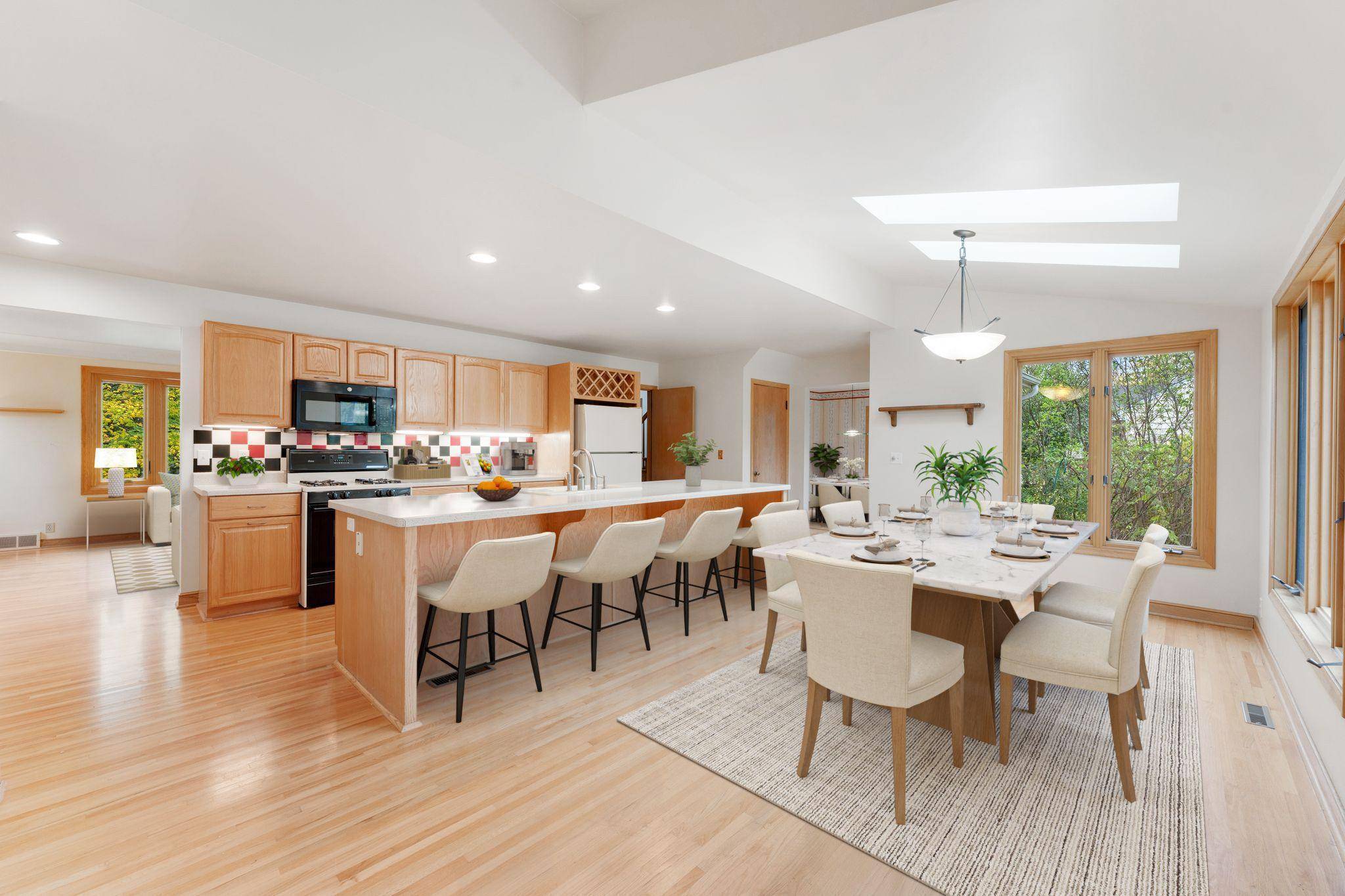 Hopkins, MN 55343,402 Sweet Briar LN