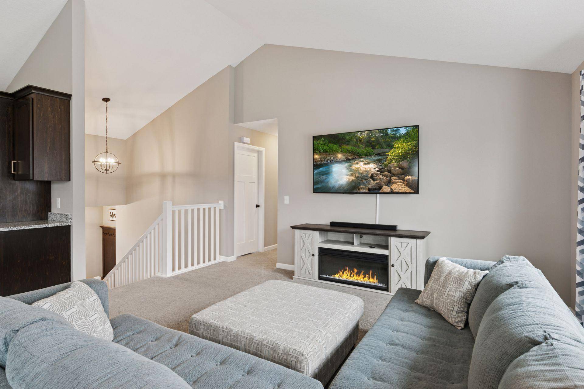 Elko New Market, MN 55020,27671 Oxford LN