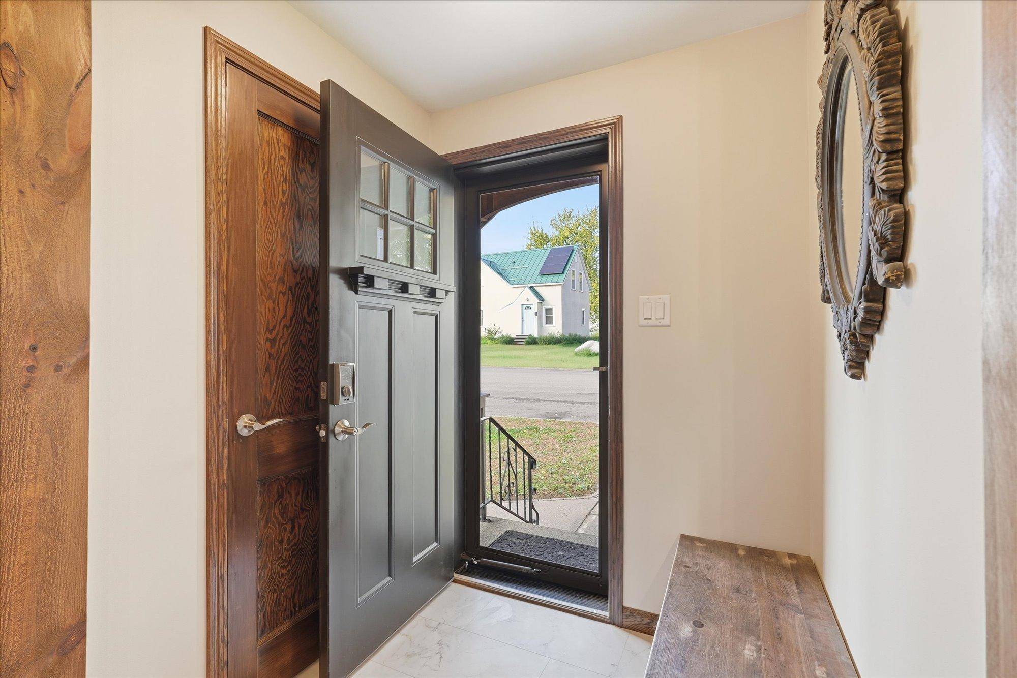 South Saint Paul, MN 55075,118 11th AVE N