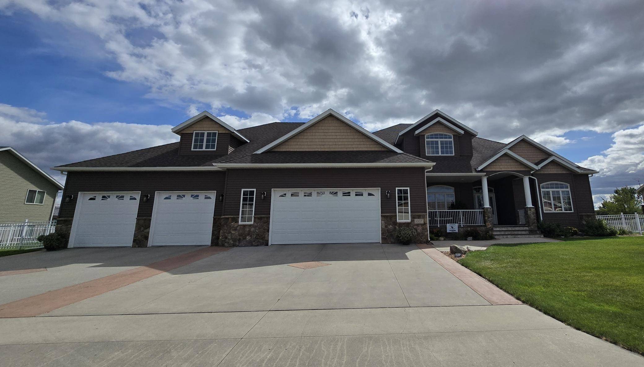Dilworth, MN 56529,1007 6th AVE NE