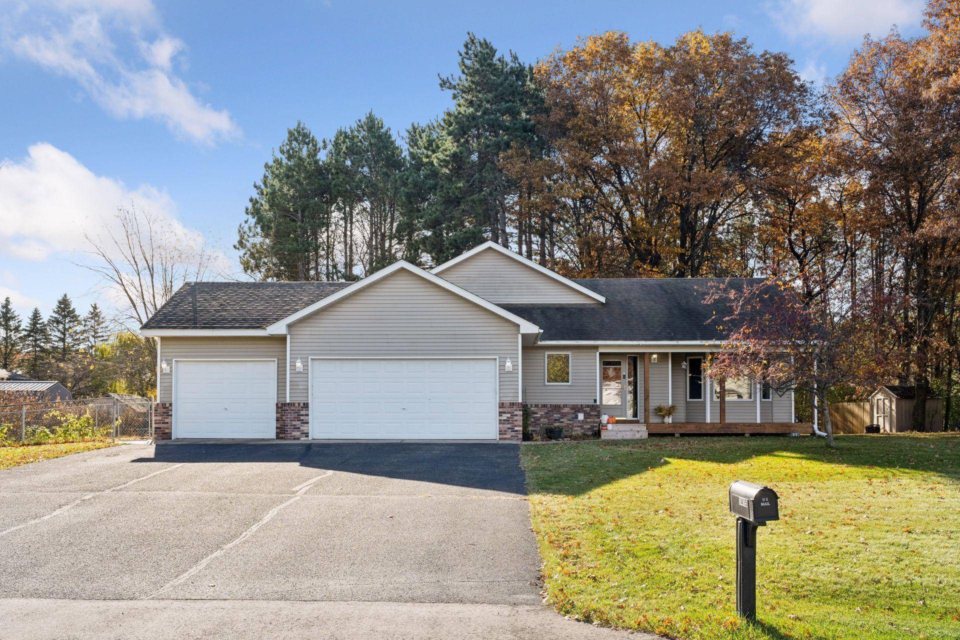 Cambridge, MN 55008,1415 Central AVE SW