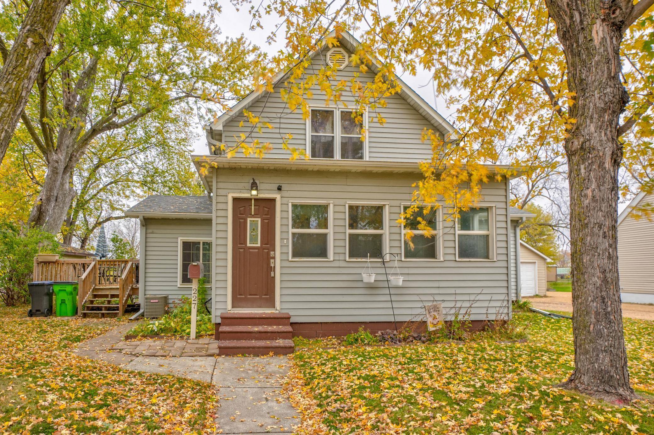 New Richmond, WI 54017,227 N 4th ST