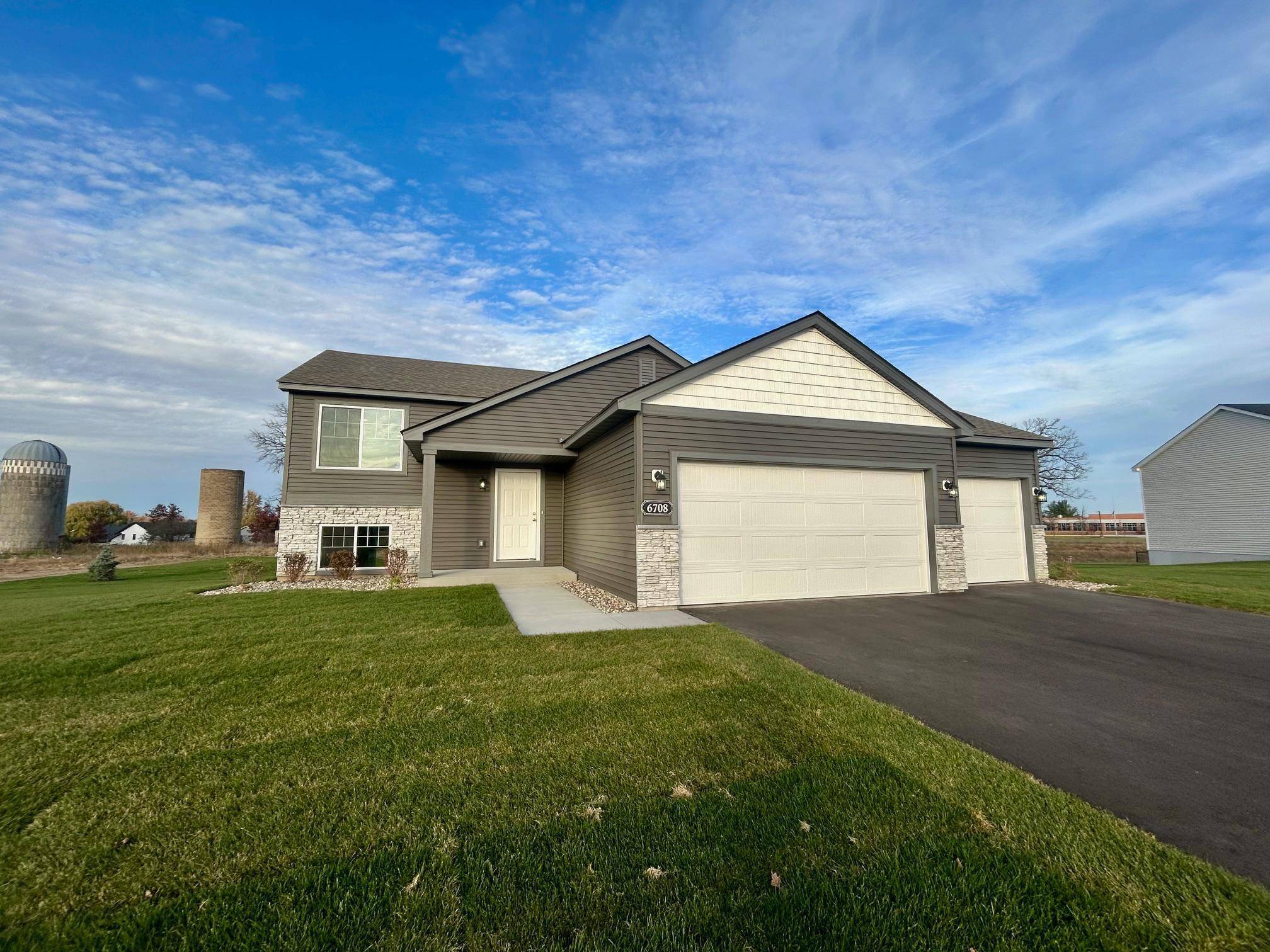 North Branch, MN 55056,6708 Granby ST