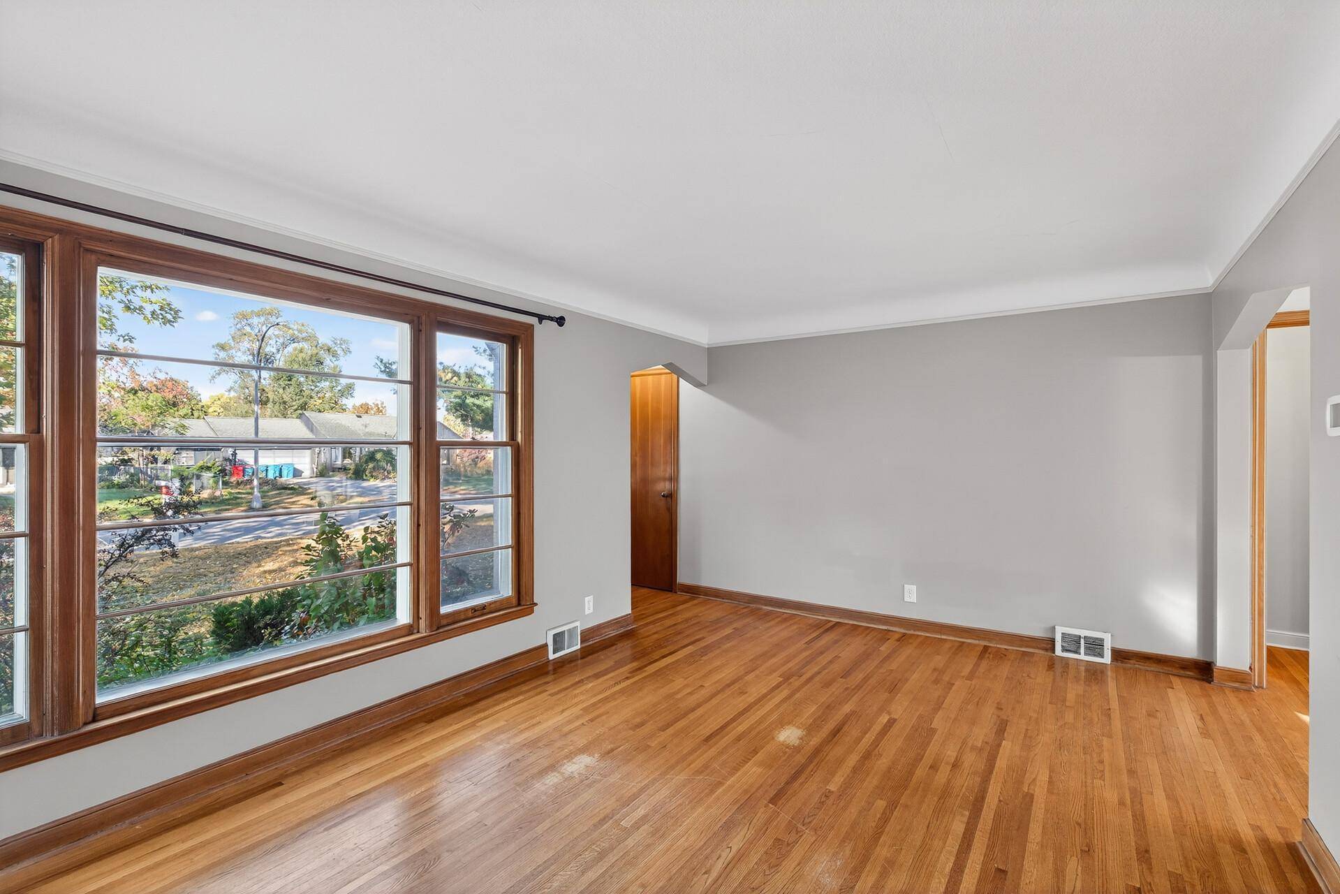 Richfield, MN 55423,7021 4th AVE S