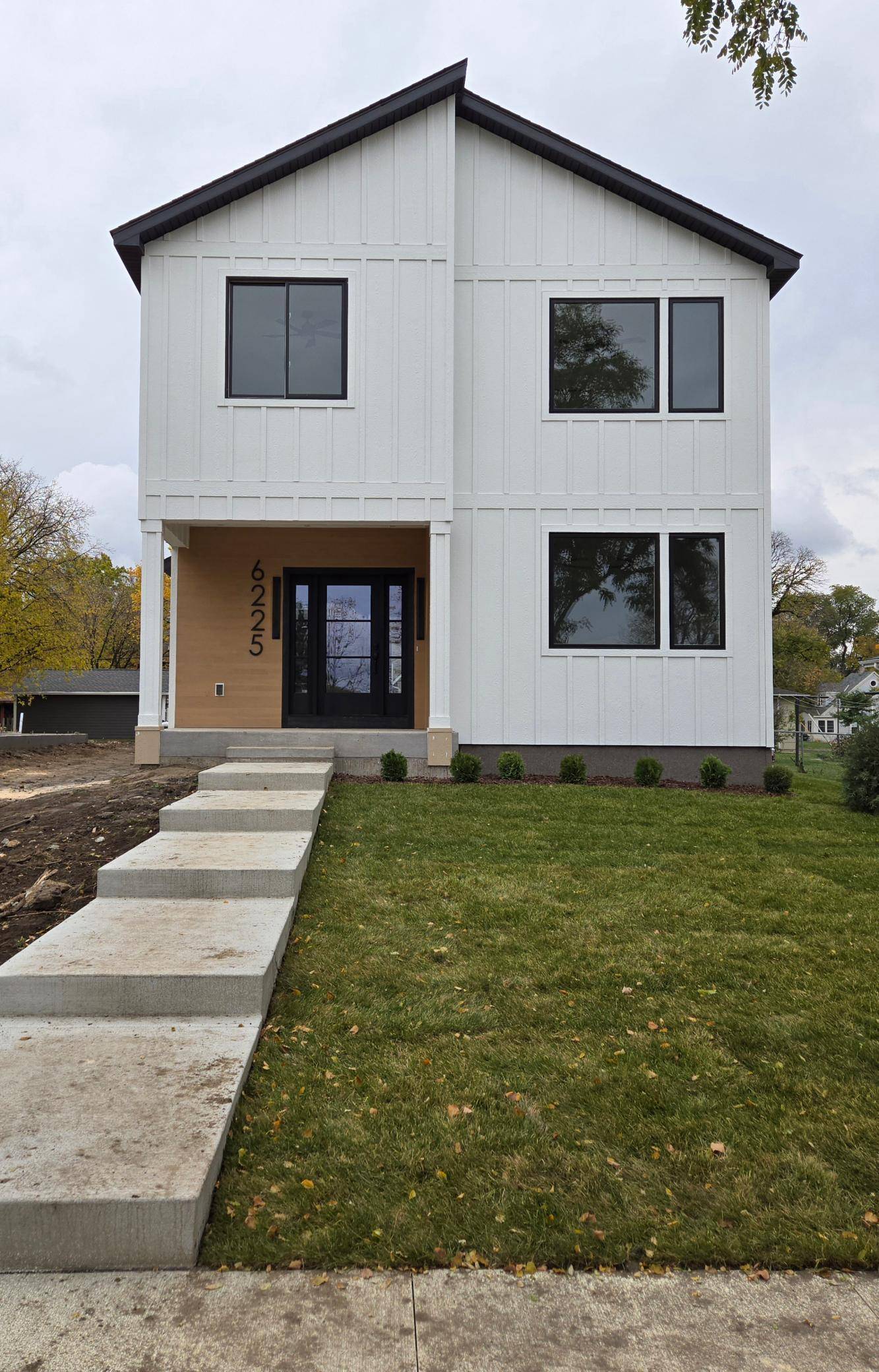 Saint Louis Park, MN 55416,6225 W 37th ST