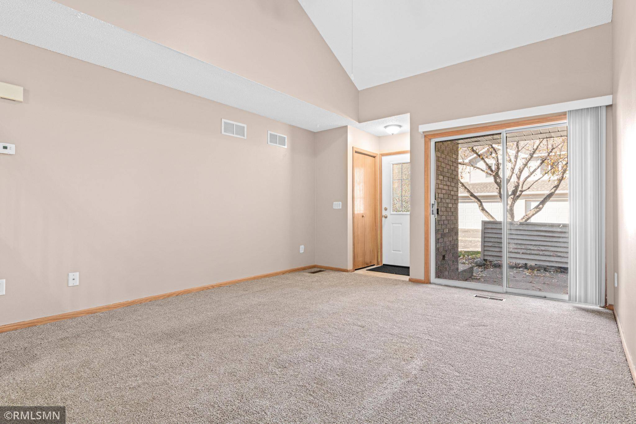 Cottage Grove, MN 55016,7813 Hemingway AVE S