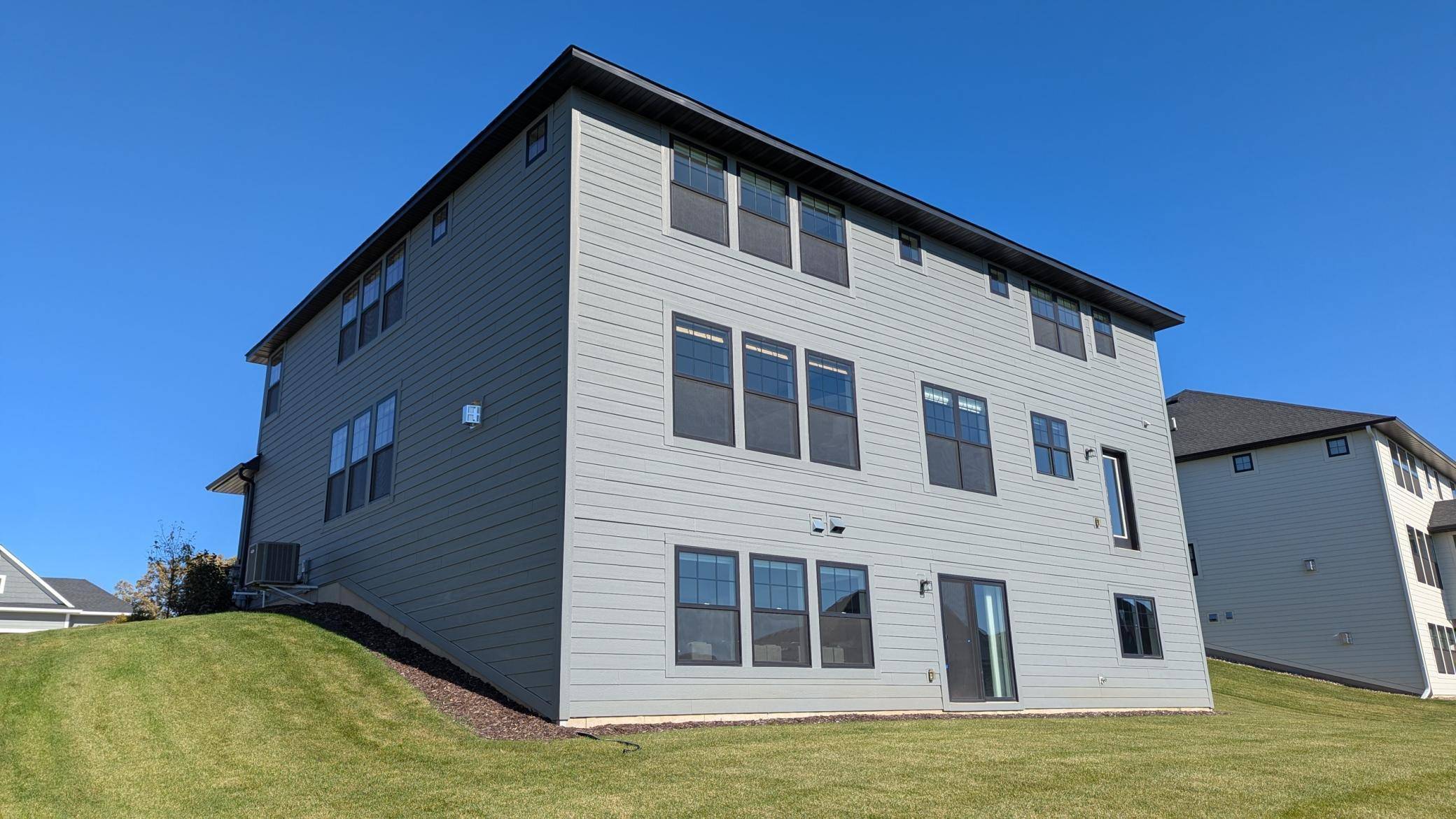 Lake Elmo, MN 55042,1476 Palmer DR N