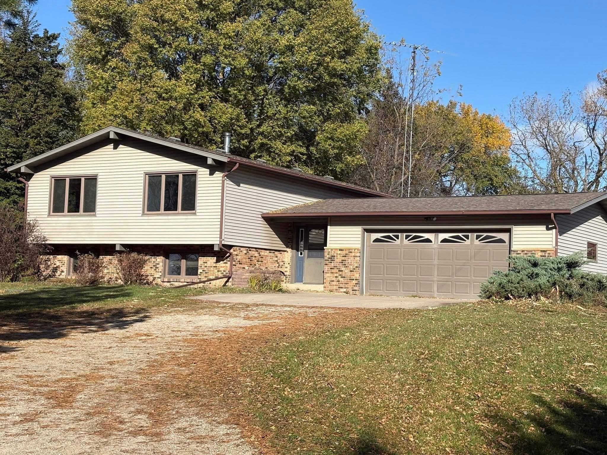 Waseca, MN 56093,11623 375th AVE