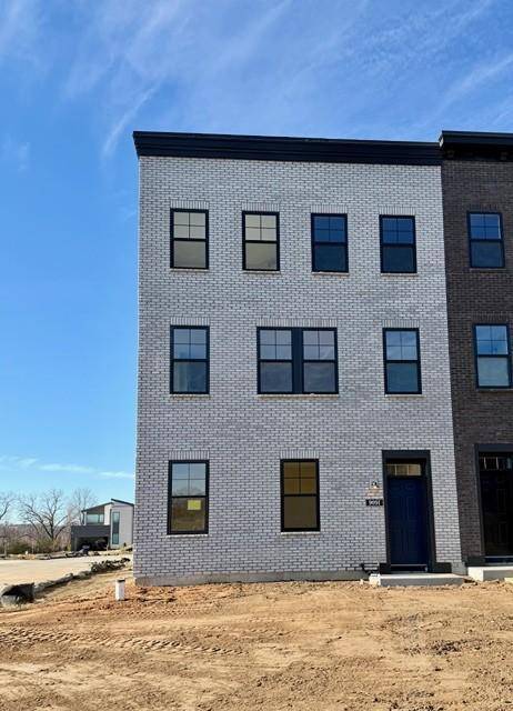 Saint Paul, MN 55116,909 Mount Curve BLVD #I