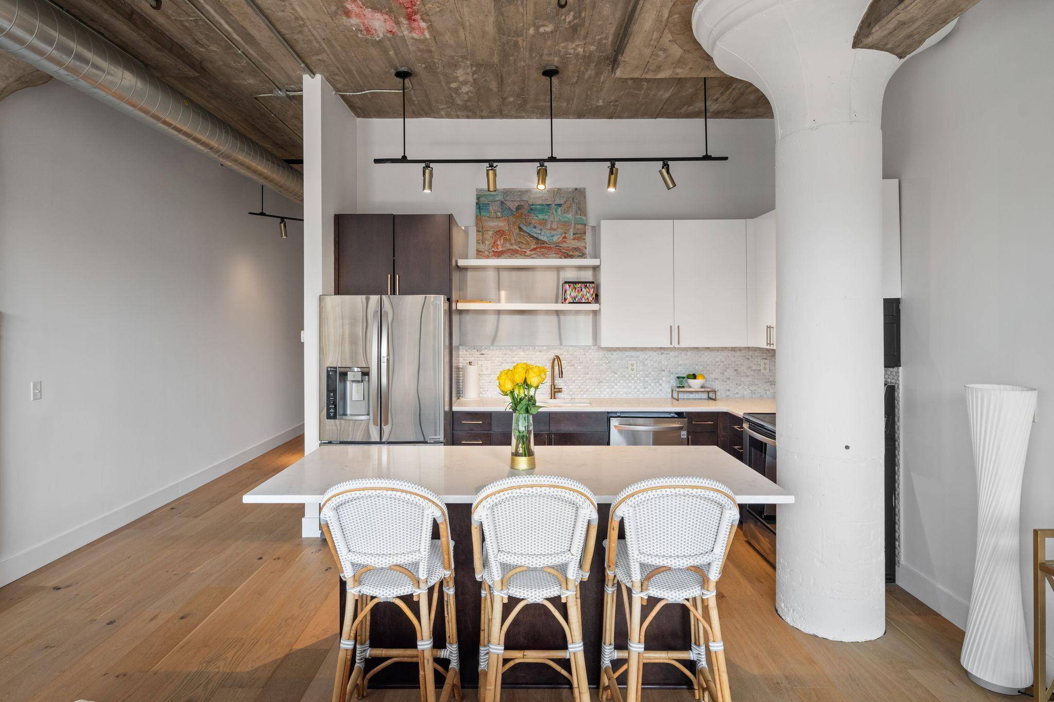 Minneapolis, MN 55401,618 Washington #505