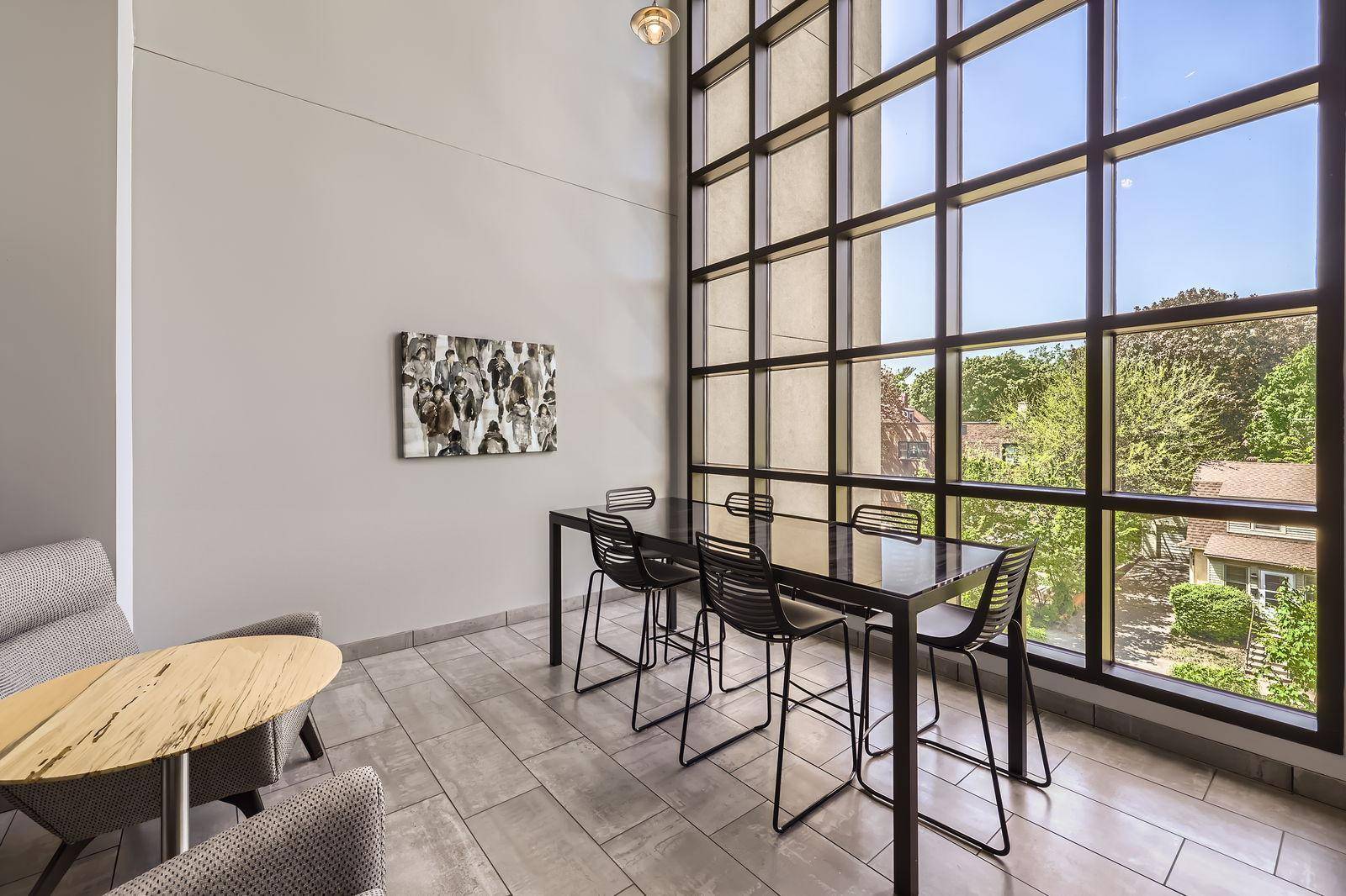 Saint Paul, MN 55114,820 Emerald Street #307