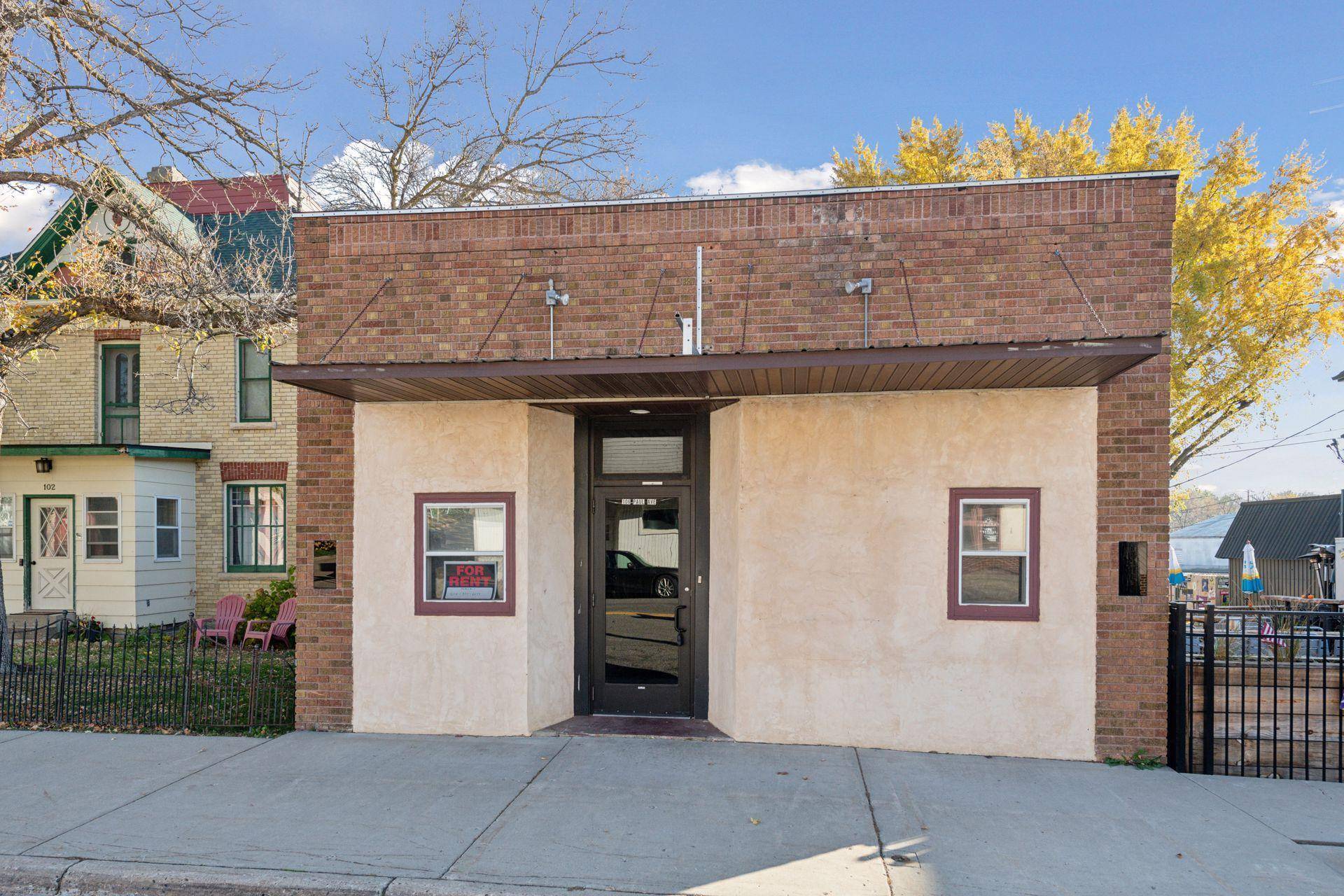 Cologne, MN 55322,106 Paul AVE S