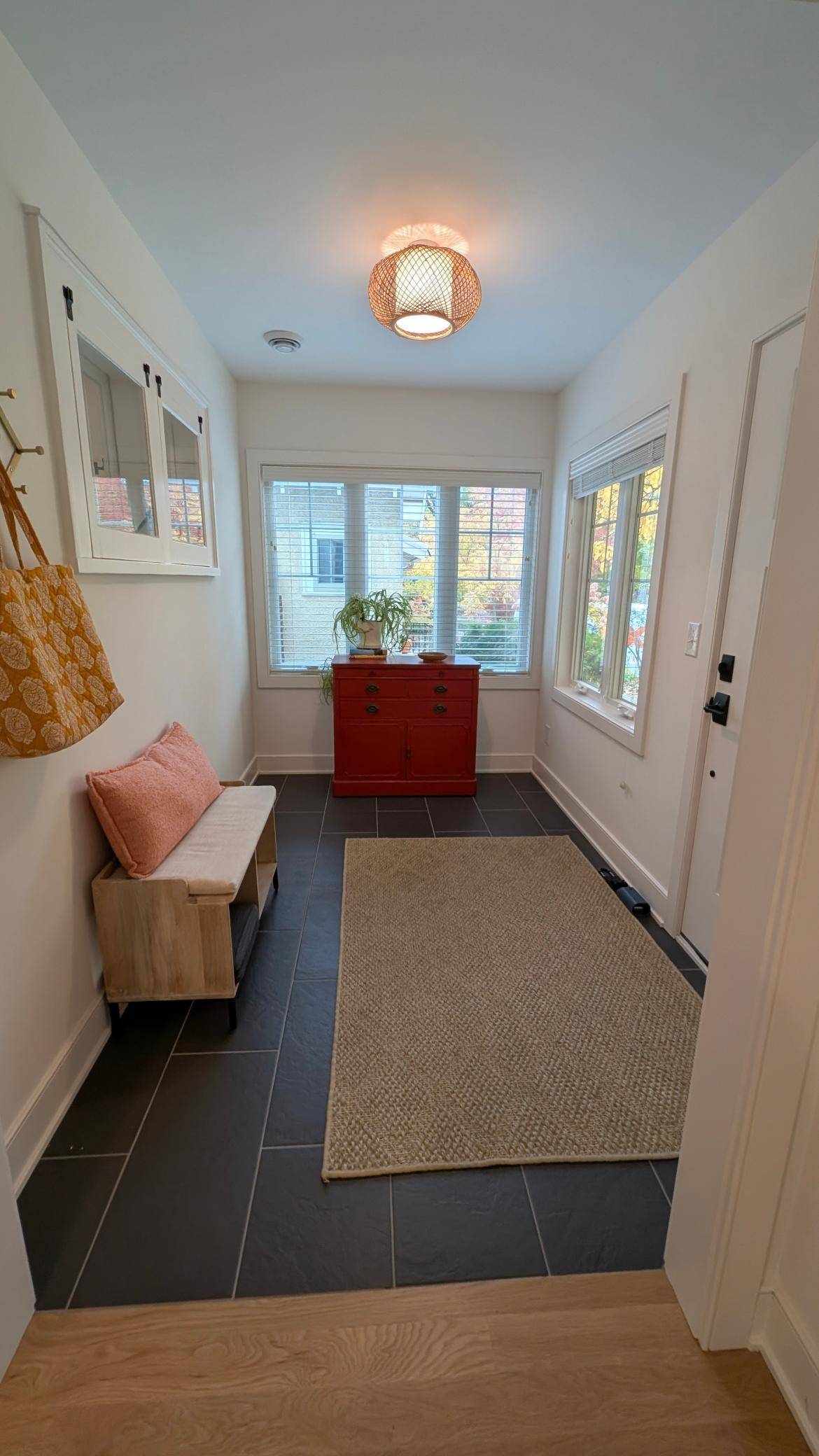 Minneapolis, MN 55410,5304 York AVE S