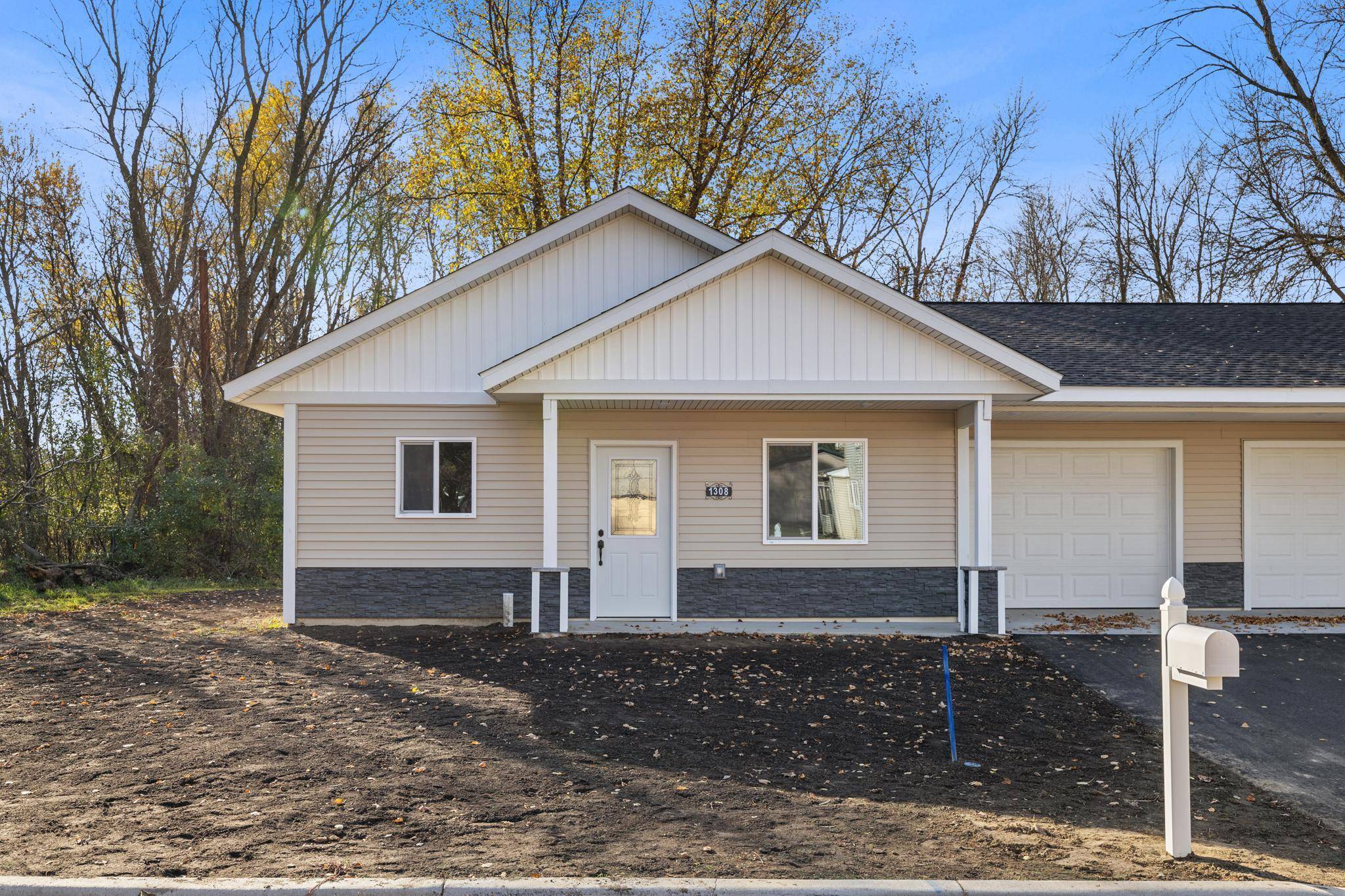 Brainerd, MN 56401,1308 Chicago AVE