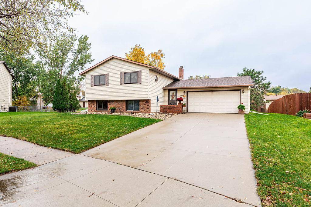 Fargo, ND 58103,1725 Whitestone CIR S