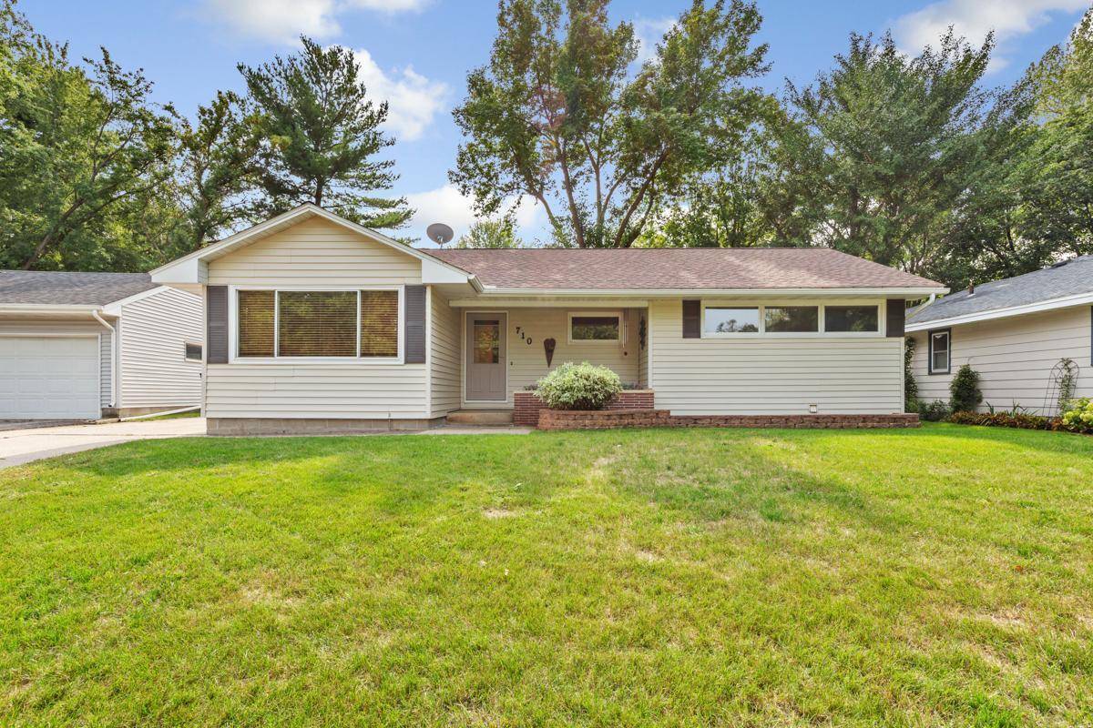 Saint Peter, MN 56082,710 Upper Johnson CIR