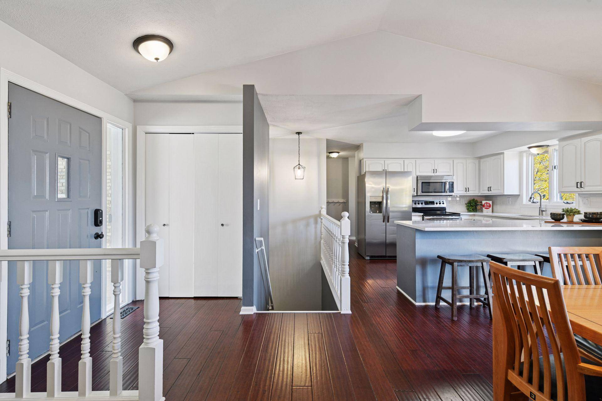 Long Lake, MN 55356,305 Glenmoor LN