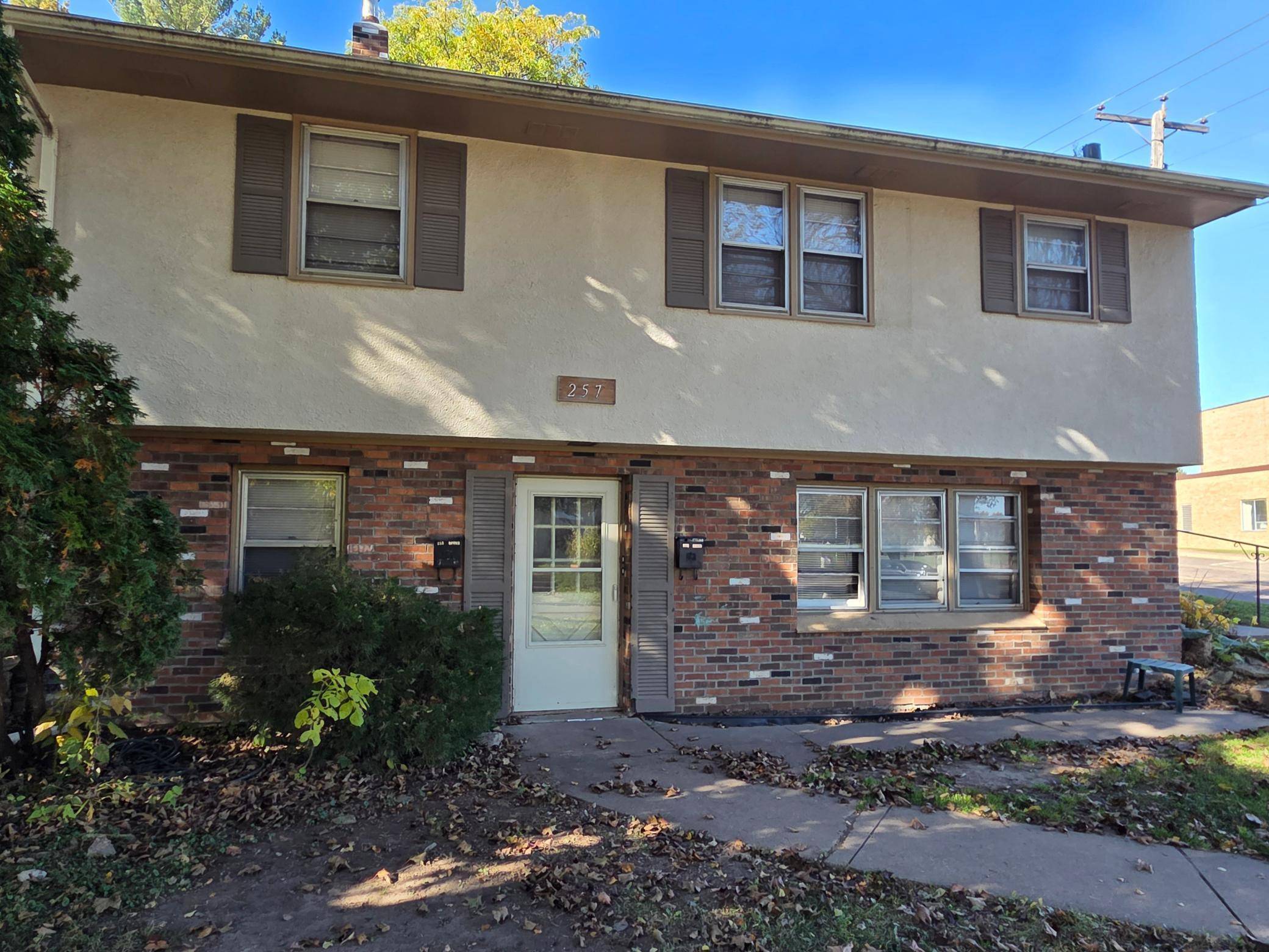 South Saint Paul, MN 55075,257 15th AVE N