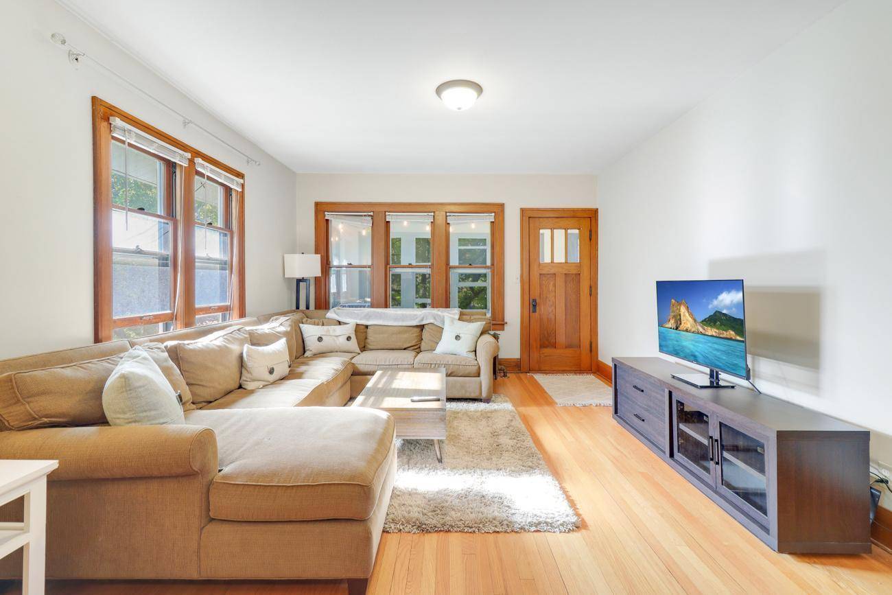 Saint Paul, MN 55104,442 Pierce ST N