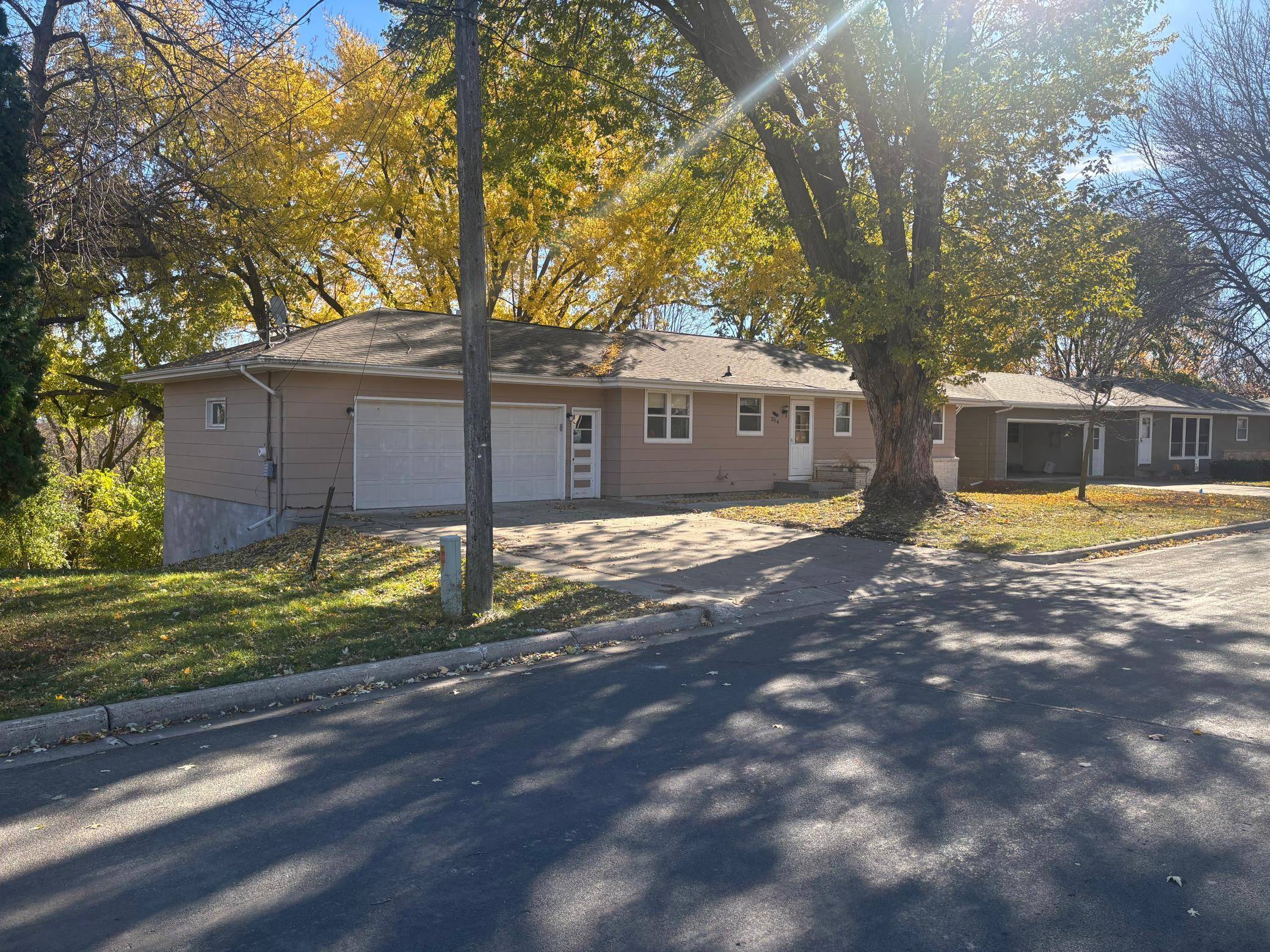 Norwood Young America, MN 55397,314 Shady LN