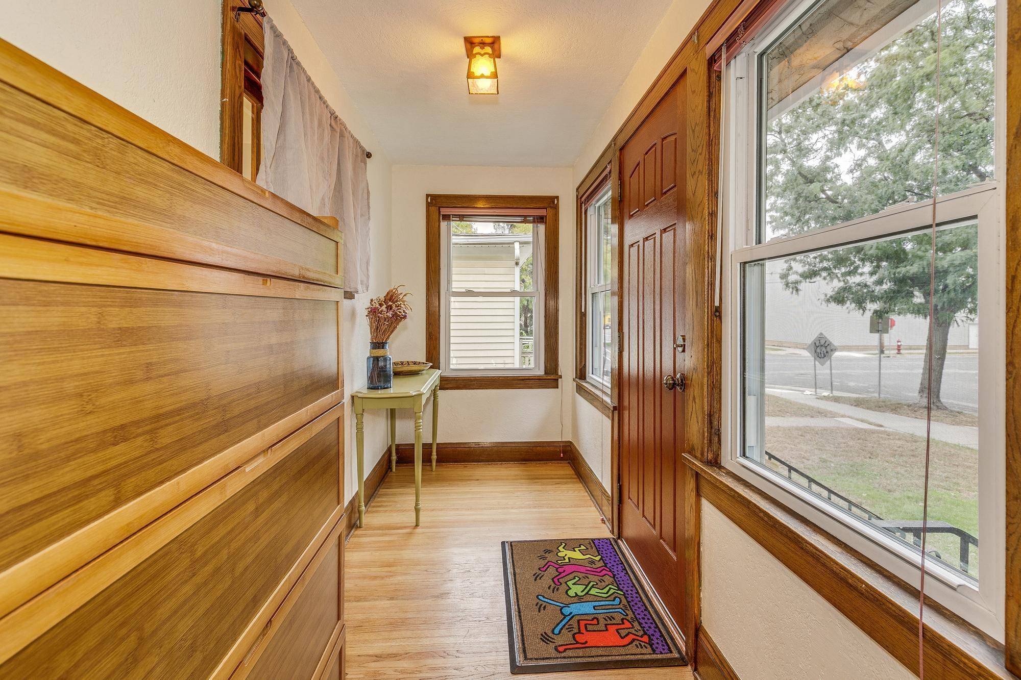 Minneapolis, MN 55414,1173 14th AVE SE