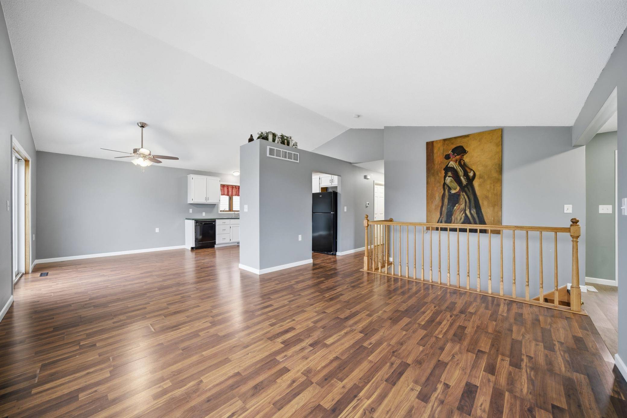 Kasson, MN 55944,403 8th ST NW