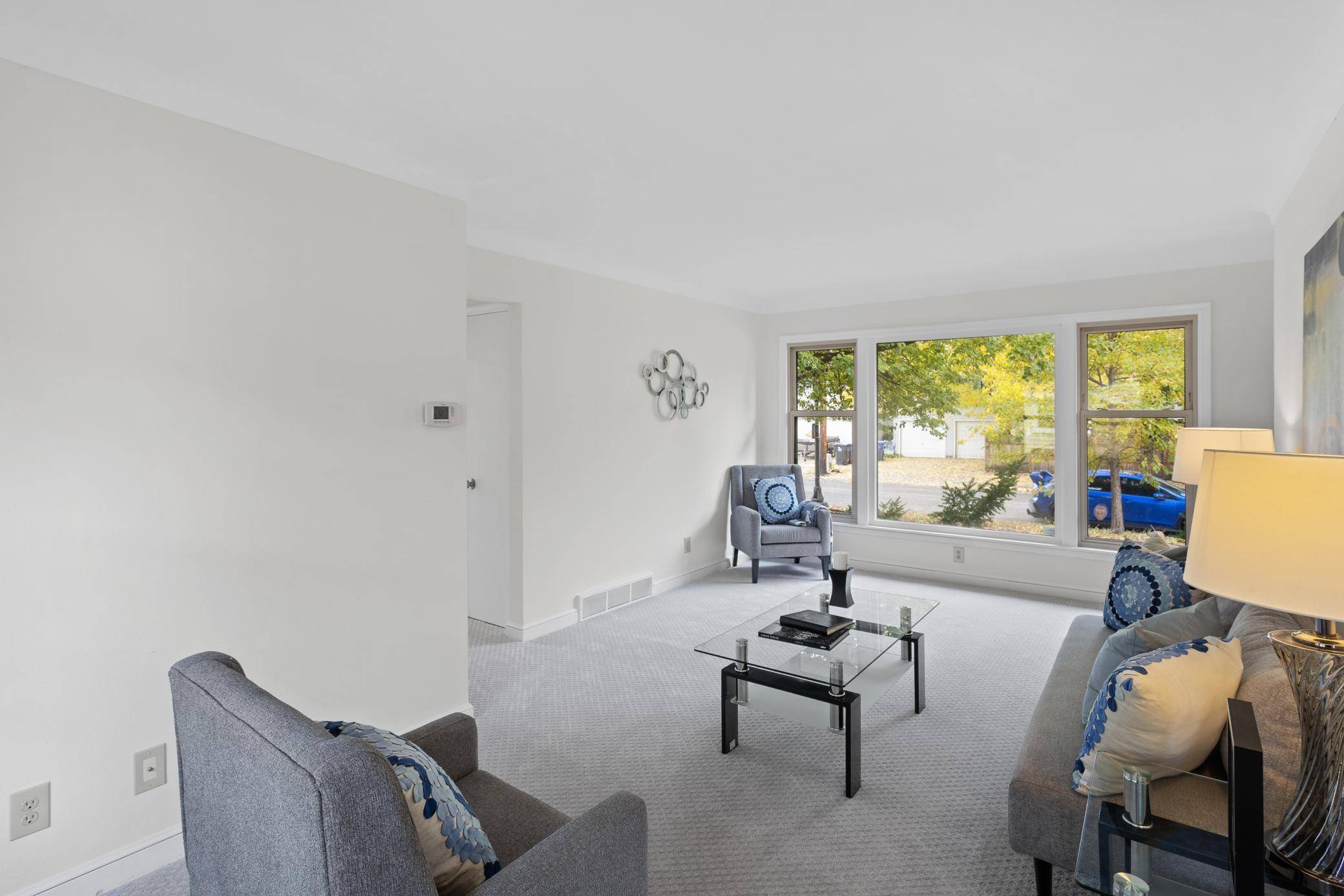 Saint Paul, MN 55104,770 Syndicate ST N