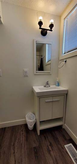 Bemidji, MN 56601,1107 Park AVE NW