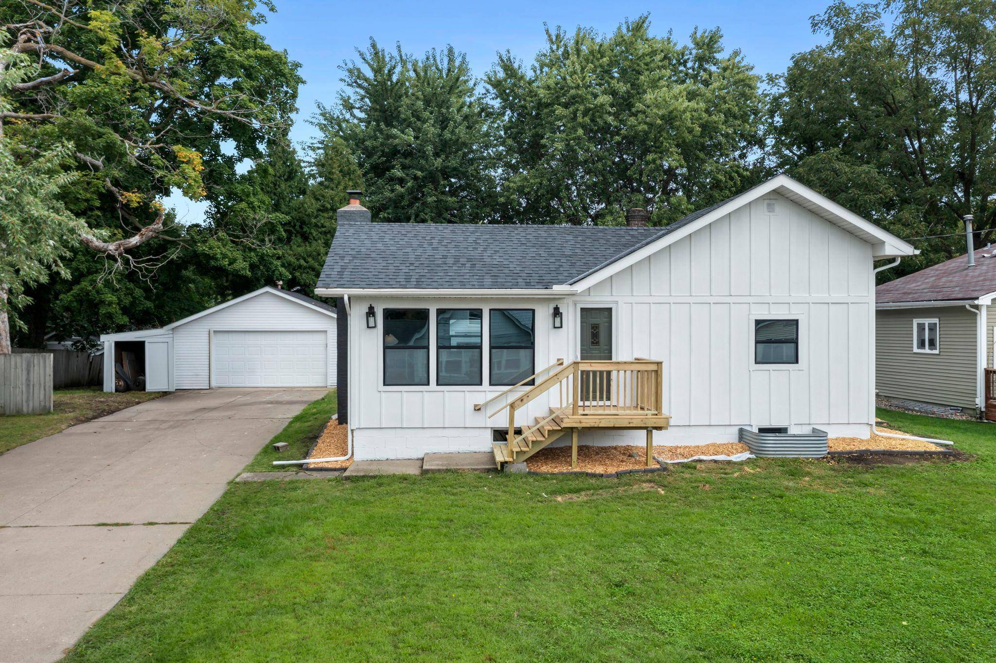 Wayzata, MN 55391,3520 Lyric AVE