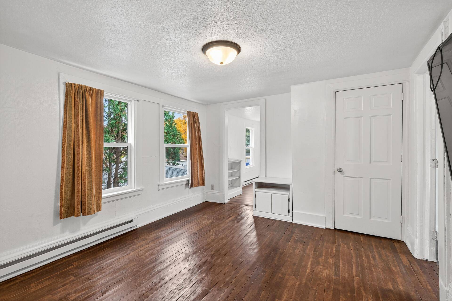 Saint Paul, MN 55104,828 Englewood AVE